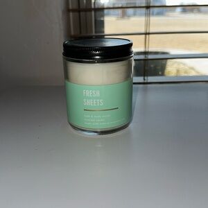 Fresh Sheets bath and body works single wick